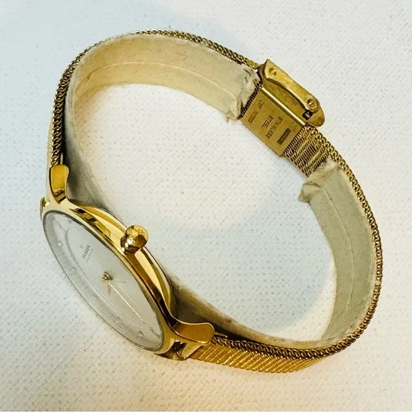 Skagen Anita Crystal Dial 30mm Women's Midsized Gold Watch Mesh Band SKW2150